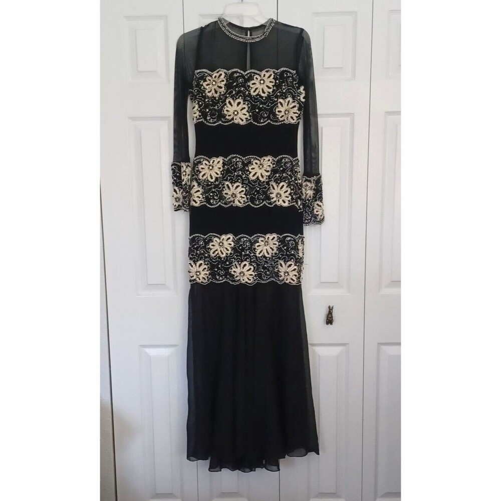 Black Tie Oleg Cassini Size 4 Long Sleeve Dress Black Hand Beaded Fit And Flare